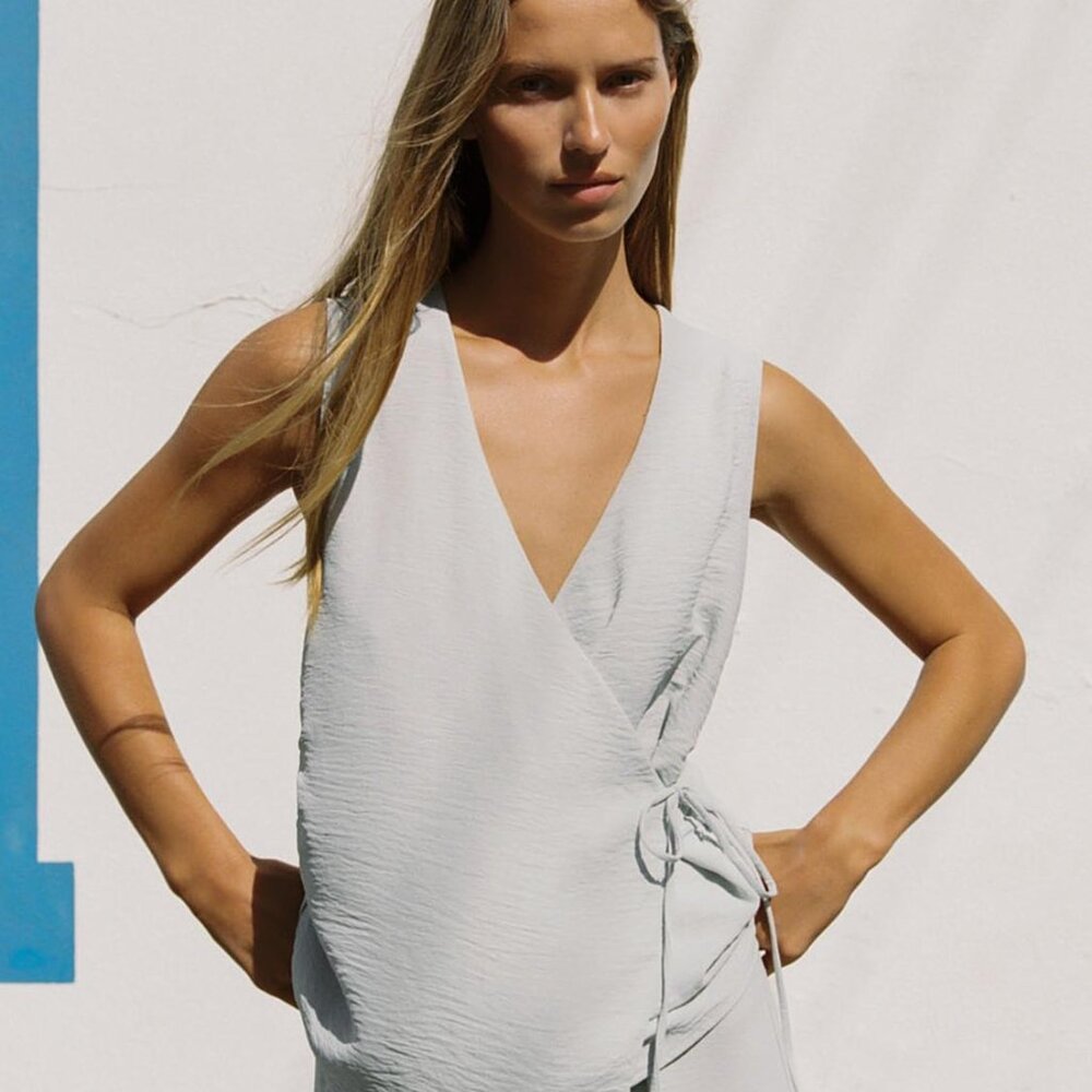 Zara Gray Sleeveless Wrap Top Vest Summer Basic Eco-Friendly & Chic Size Small